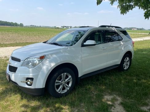 Used 2013 Chevrolet Equinox LT w/ LPO, Protection Package FWD image 2