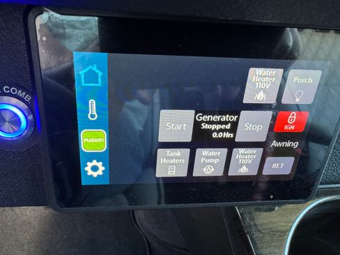 Used 2023 Mercedes-Benz Sprinter 3500 image 25