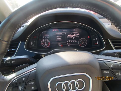 Used 2017 Audi Q7 3.0T Prestige AWD/4WD image 18