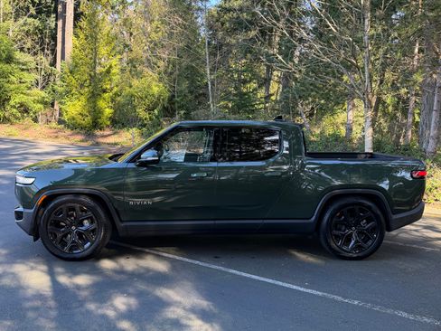 Used 2023 Rivian R1T Adventure image 6