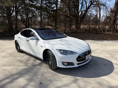 Used 2016 Tesla Model S 90D