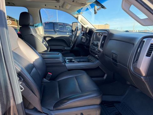 Used 2015 GMC Sierra 2500 SLT w/ Duramax Plus Package image 23