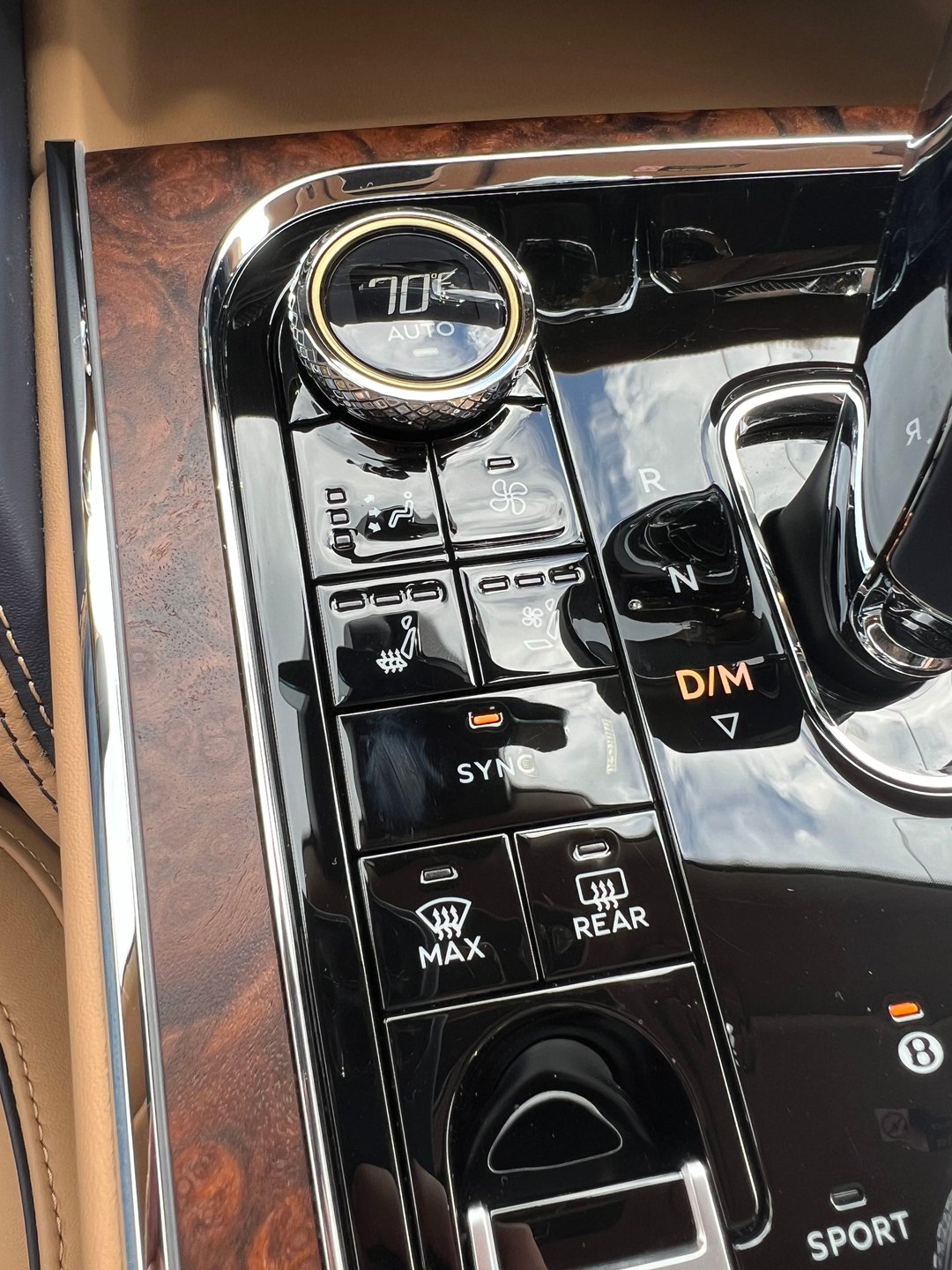 Used 2022 Bentley Flying Spur V8 AWD/4WD image 19