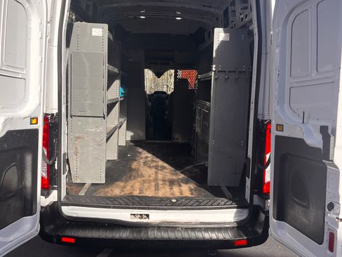 Used 2019 Ford Transit 250 148 High Roof image 4