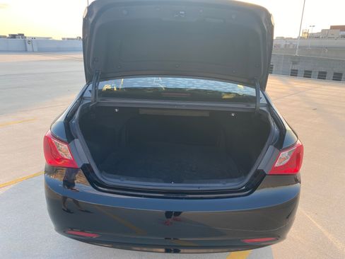 Used 2012 Hyundai Sonata GLS FWD image 16