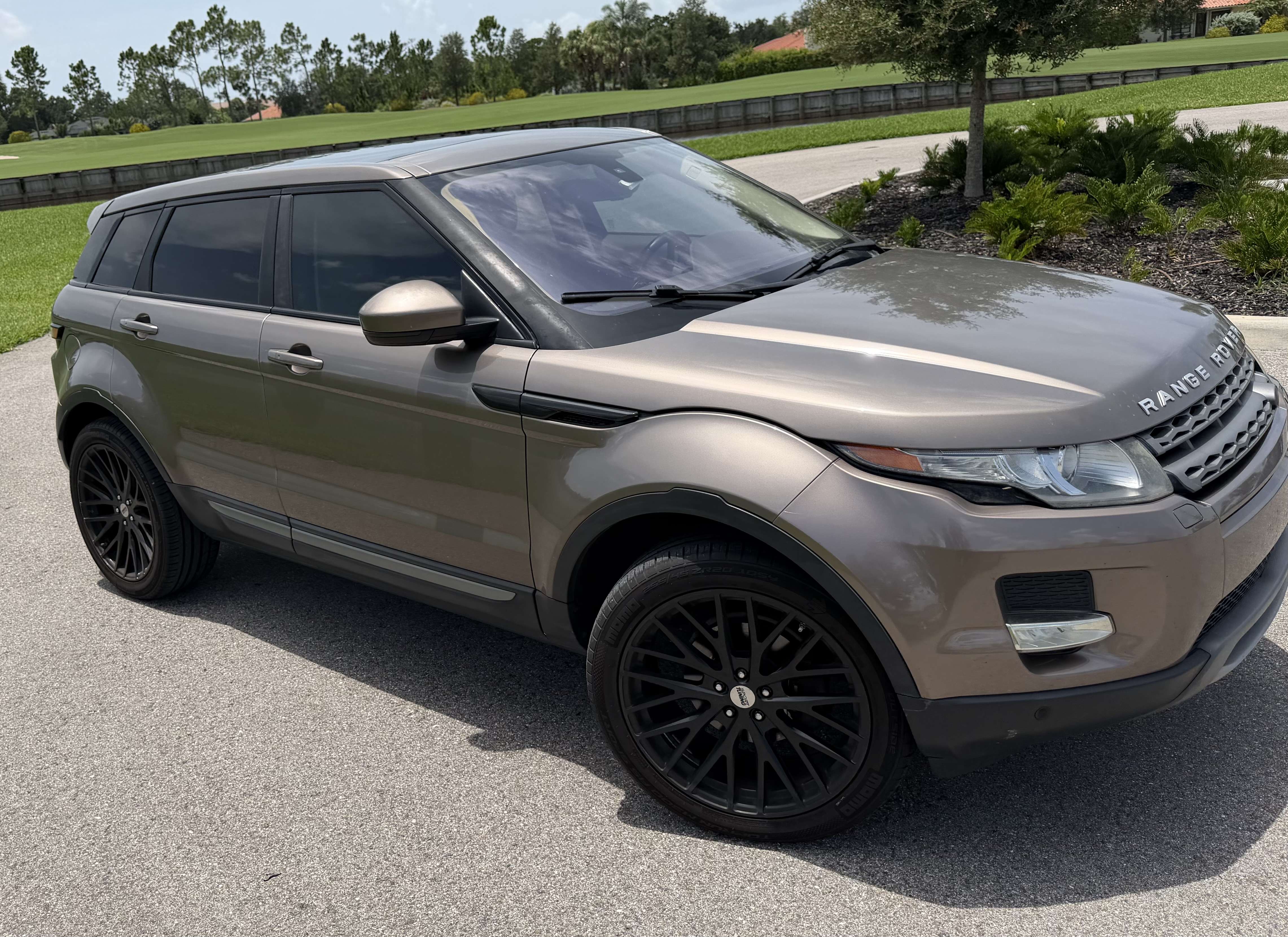 Used 2015 Land Rover Range Rover Evoque Pure Plus AWD/4WD image 6