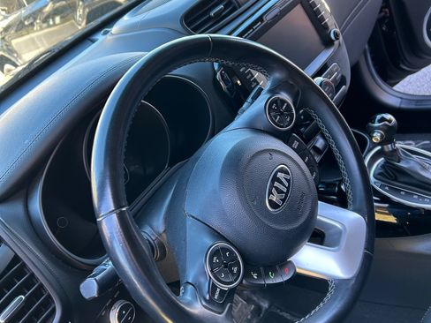 Used 2017 Kia Soul + w/ Audio Package image 8
