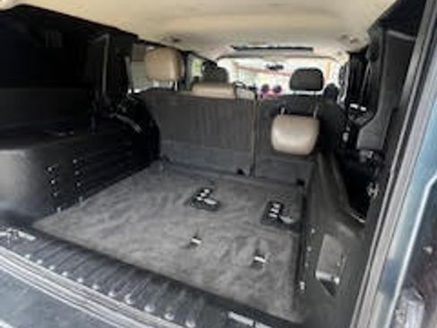 Used 2005 HUMMER H2 w/ Preferred Equipment Group image 20