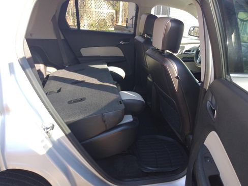 Used 2017 GMC Terrain SLT image 30