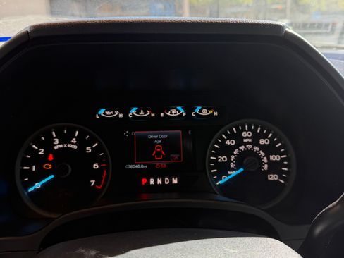 Used 2019 Ford F150 XLT w/ Equipment Group 302A Luxury image 10