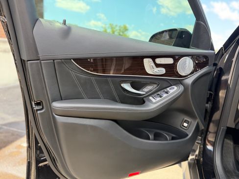 Used 2020 Mercedes-Benz GLC 63 AMG 4MATIC image 12