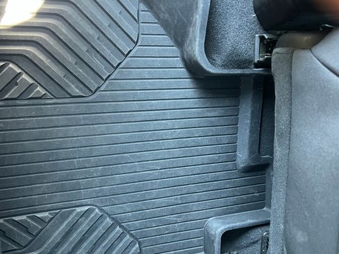 Used 2023 Chevrolet Silverado 1500 LT Trail Boss w/ Convenience Package II image 14