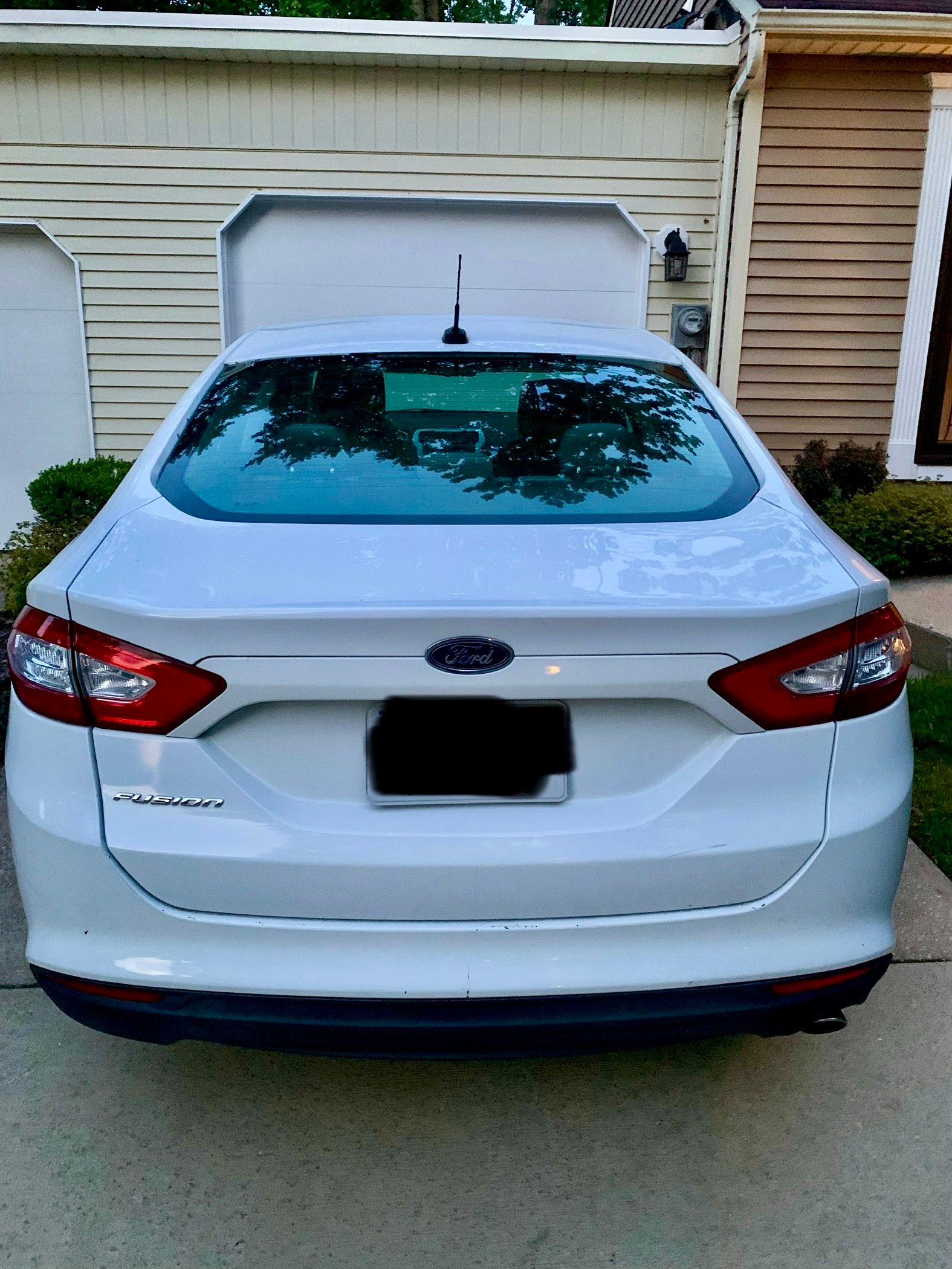 Used 2014 Ford Fusion S FWD image 6
