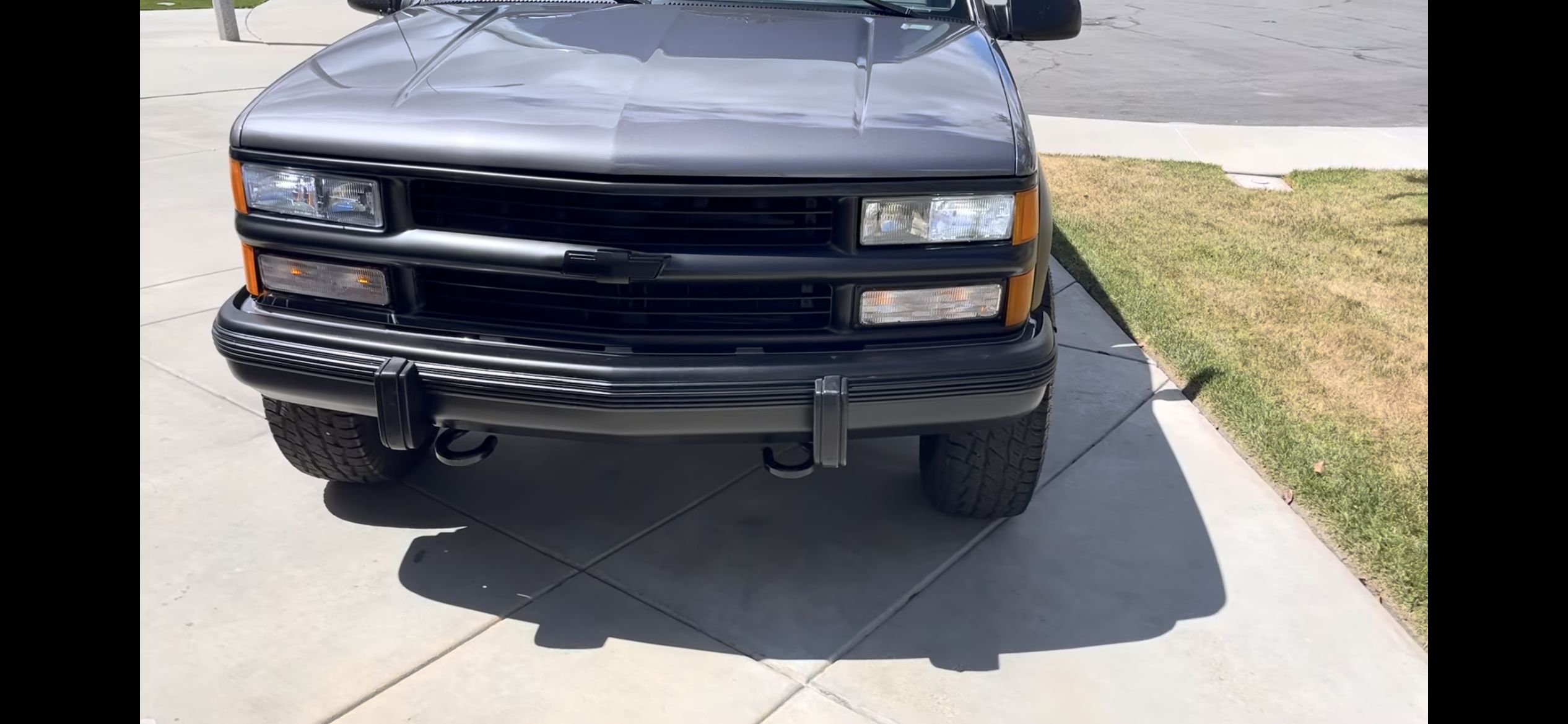 Used 1994 Chevrolet Suburban 2500 AWD/4WD image 4