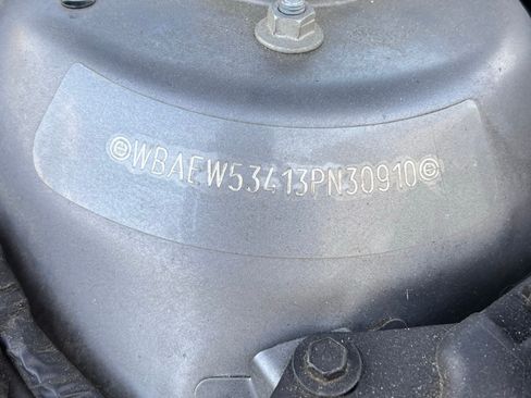 Used 2003 BMW 330xi Sedan image 21