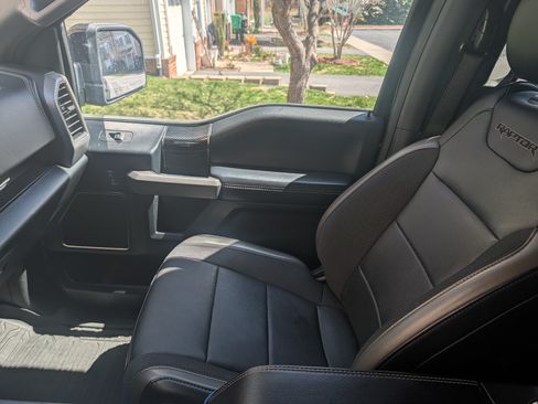 Used 2020 Ford F150 Raptor w/ Equipment Group 802A Luxury image 17