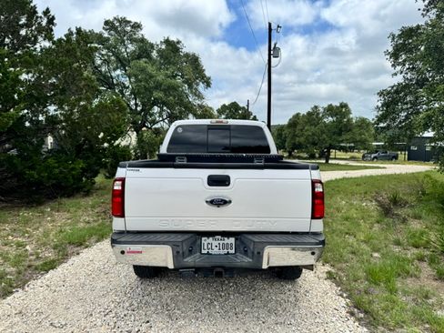 Used 2015 Ford F250 Lariat w/ Lariat Ultimate Package AWD/4WD image 6