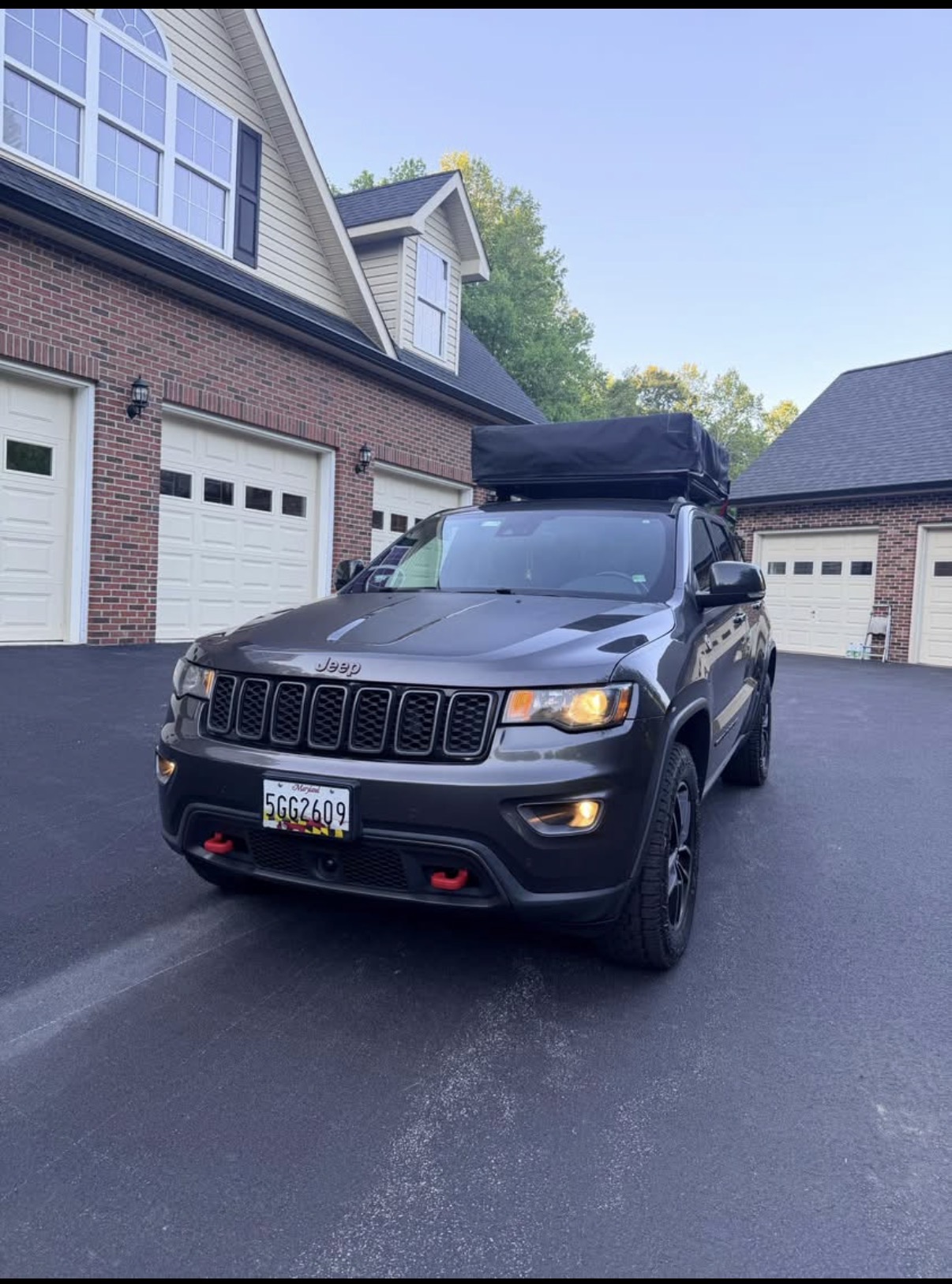 Used 2018 Jeep Grand Cherokee Trailhawk AWD/4WD image 6