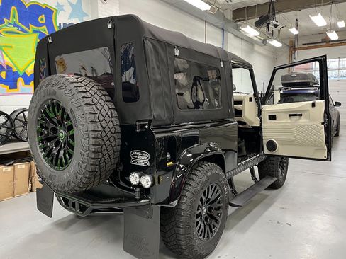 Used 1997 Land Rover Defender 90 image 2