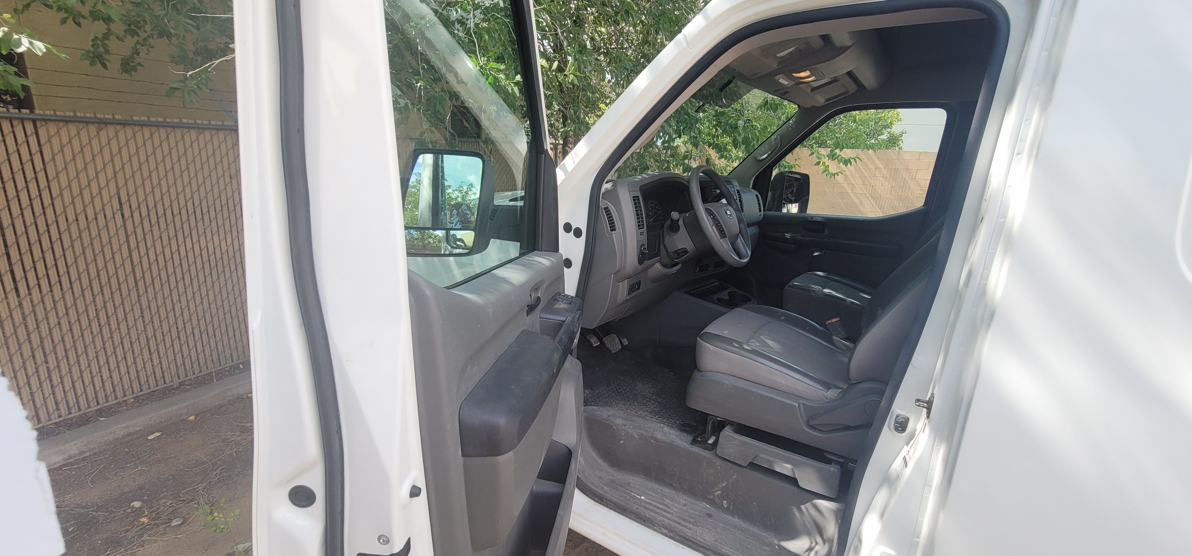 Used 2018 Nissan NV 2500 S RWD image 12