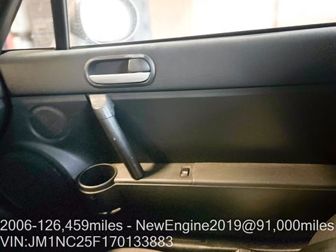 Used 2007 MAZDA MX-5 Miata Touring image 18