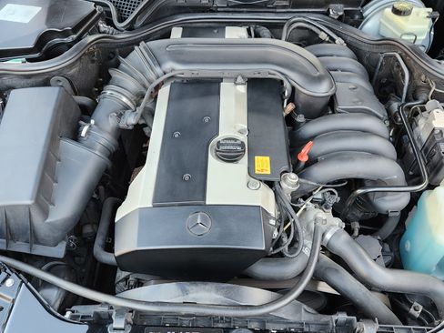 Used 1997 Mercedes-Benz E 320 Sedan image 9