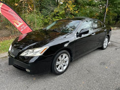 Used 2007 Lexus ES 350 w/ Premium Plus Pkg image 2