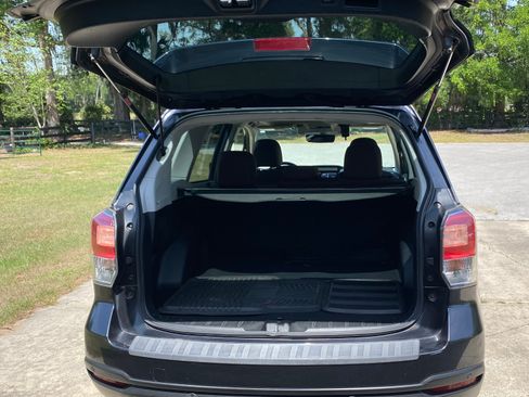 Used 2018 Subaru Forester 2.5i Touring w/ Popular Package #2 image 19