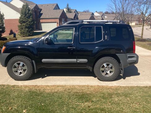 Used 2012 Nissan Xterra PRO-4X w/ Pro-4x Leather Pkg image 1