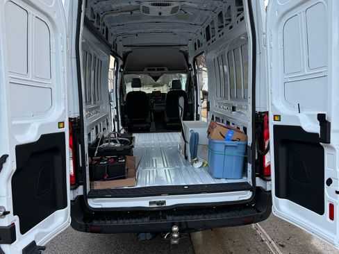 Used 2020 Ford Transit 350 148 High Roof Extended image 8