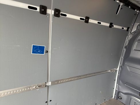 Used 2023 Mercedes-Benz Sprinter 2500 image 13