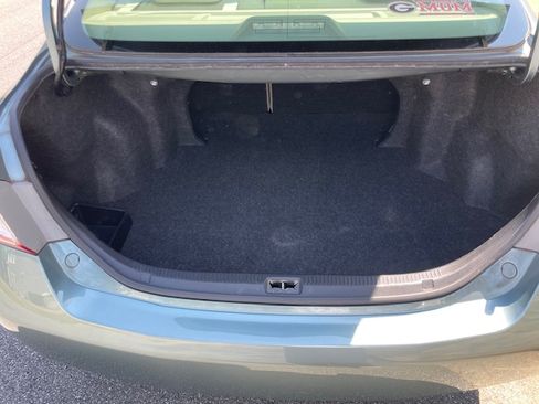 Used 2011 Toyota Camry LE w/ LE Extra-Value Pkg image 13