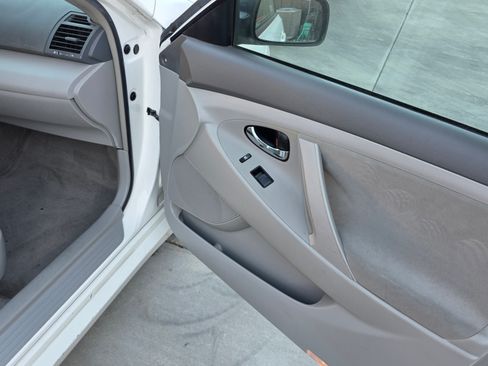 Used 2007 Toyota Camry LE image 14