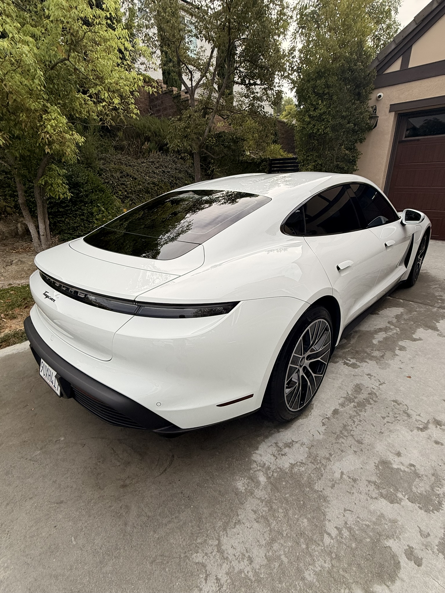 Used 2024 Porsche Taycan RWD image 6