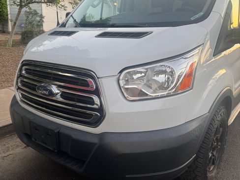 Used 2018 Ford Transit 350 XLT image 2