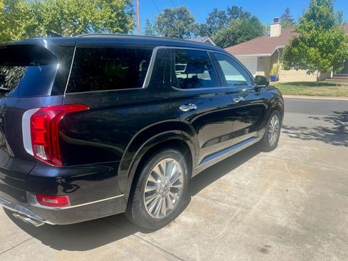 Used 2020 Hyundai Palisade Limited FWD image 6