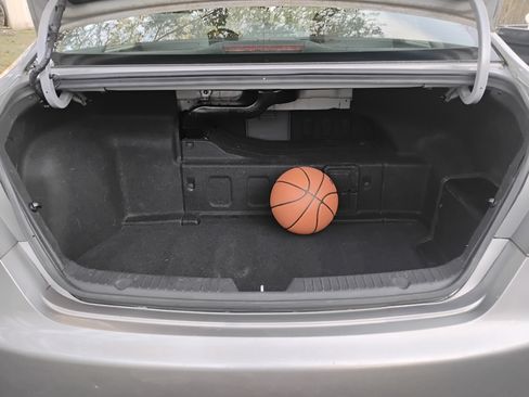 Used 2013 Hyundai Sonata Hybrid image 25