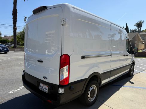 Used 2019 Ford Transit 250 148 Medium Roof image 10