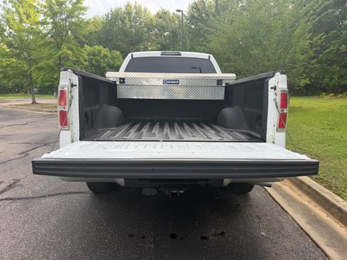 Used 2010 Ford F150 XLT RWD image 10