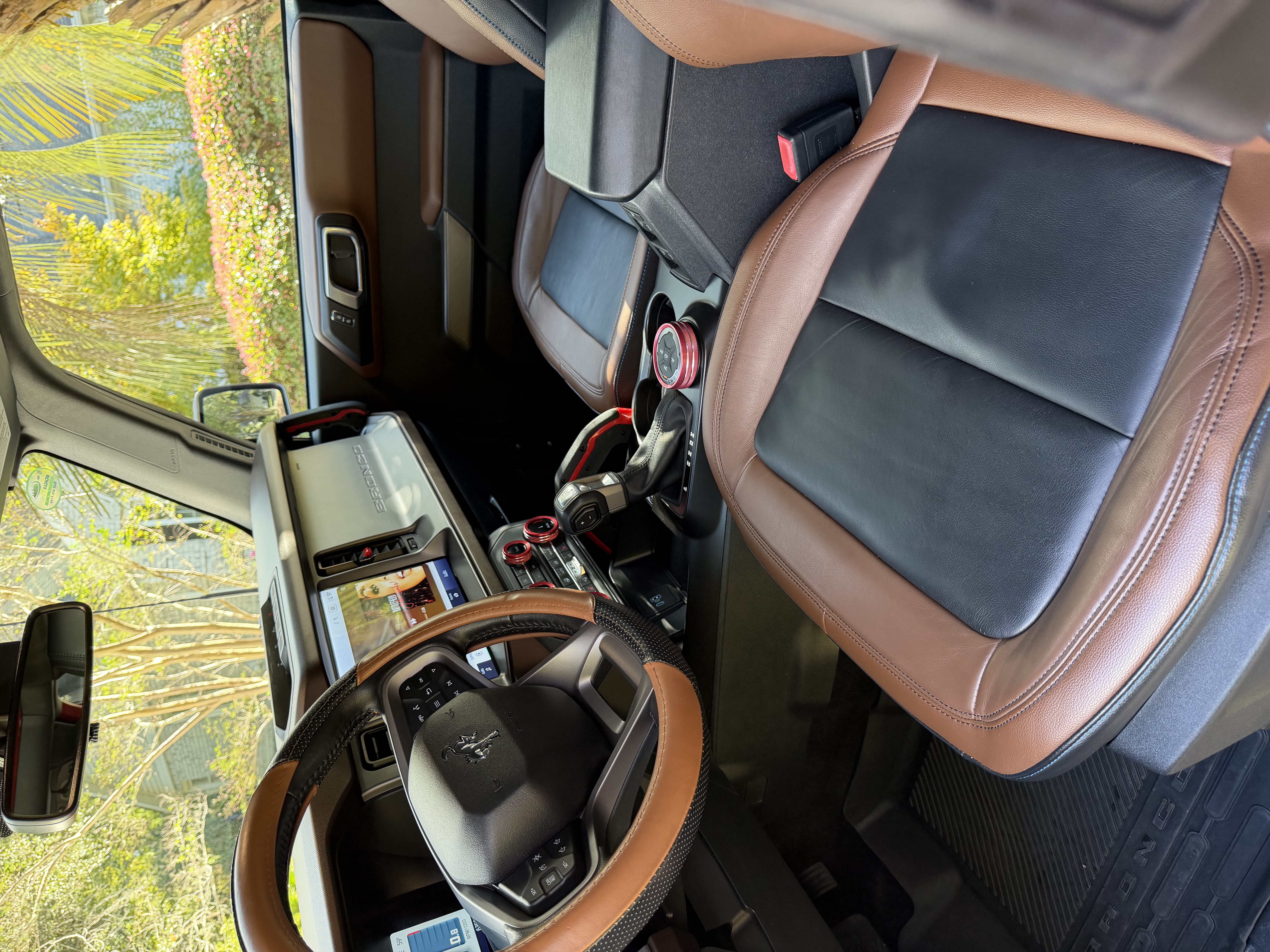 Used 2022 Ford Bronco Outer Banks AWD/4WD image 13