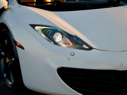 Used 2013 McLaren MP4-12C Spider image 17