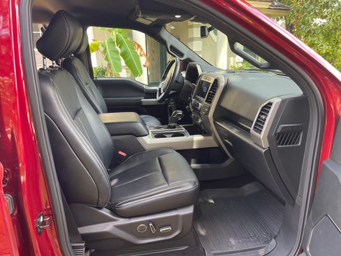 Used 2018 Ford F150 Lariat w/ Equipment Group 502A Luxury image 13