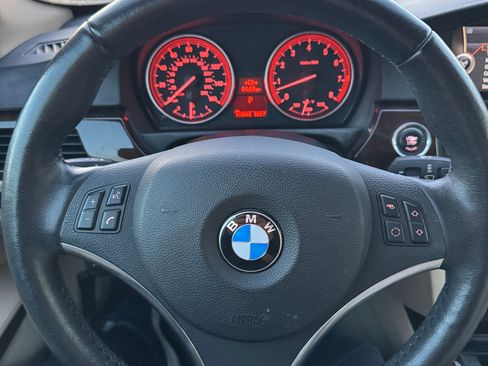 Used 2013 BMW 328i xDrive Coupe AWD/4WD image 23