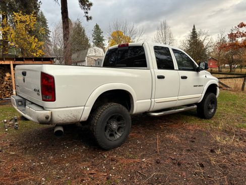 Used 2005 Dodge Ram 2500 Truck SLT image 4