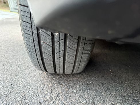 Used 2022 Chevrolet Bolt LT w/ Infotainment Package image 23