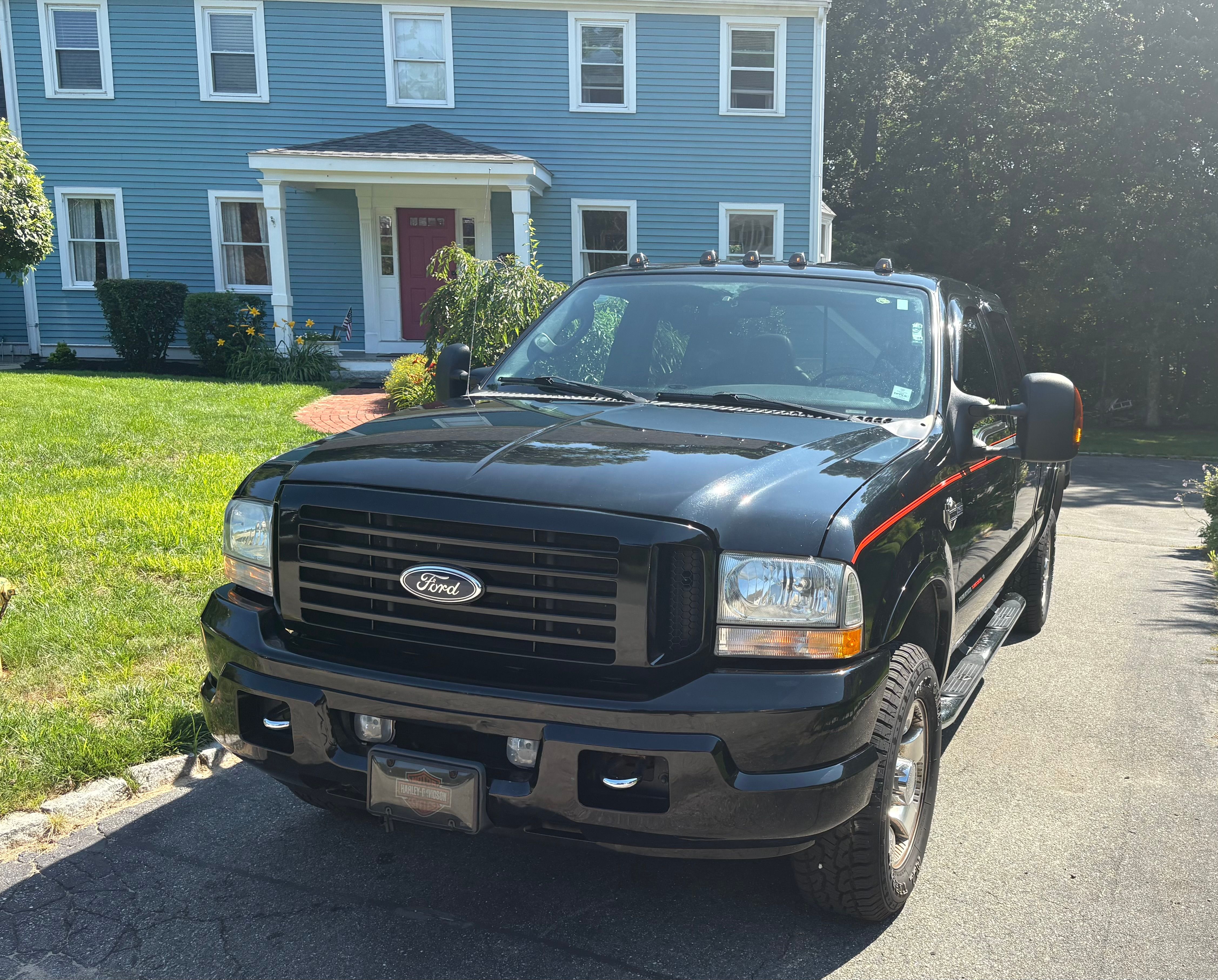 Used 2004 Ford F250 Harley-Davidson AWD/4WD image 2