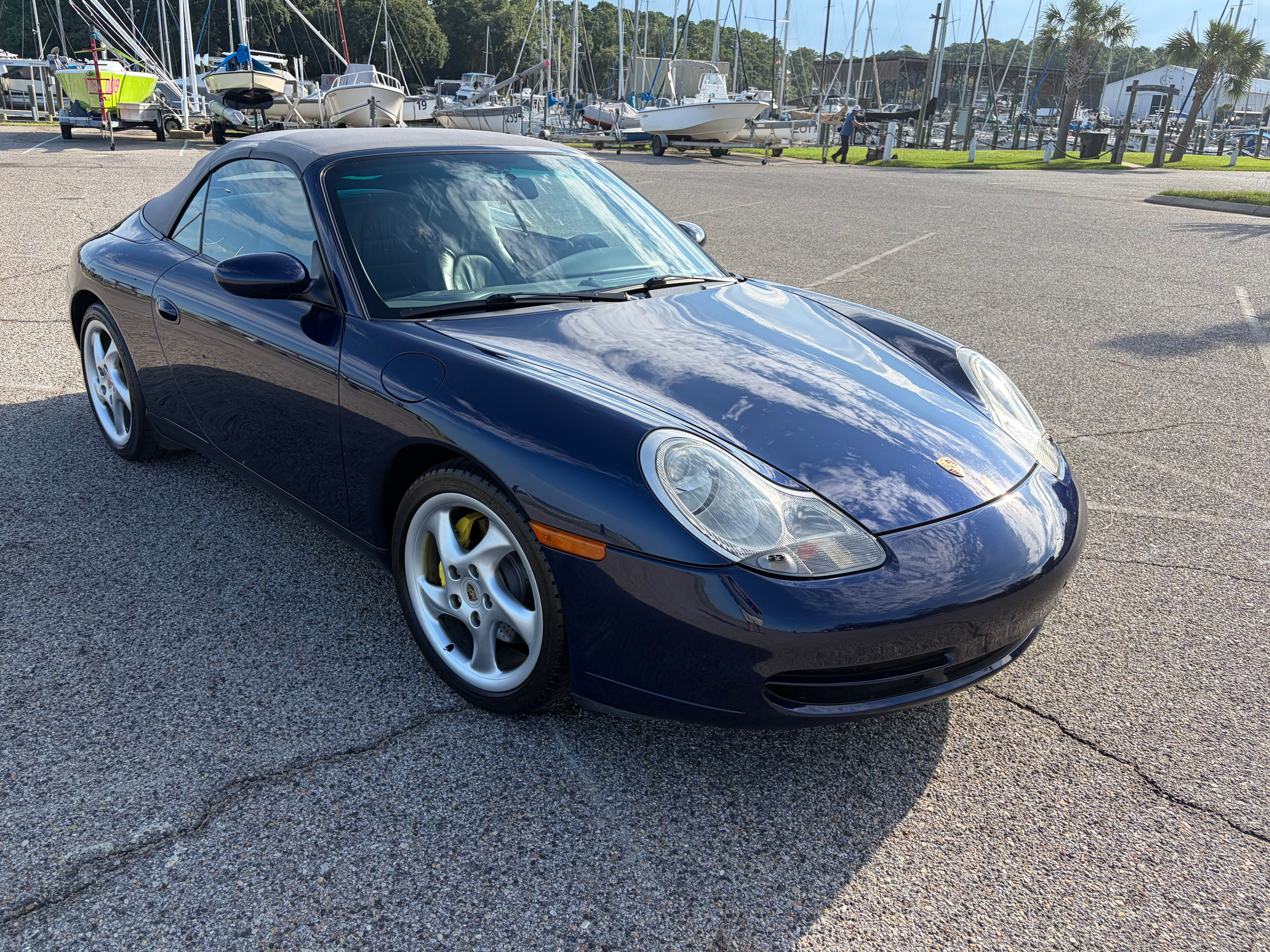 Used 2001 Porsche 911 Carrera RWD image 6