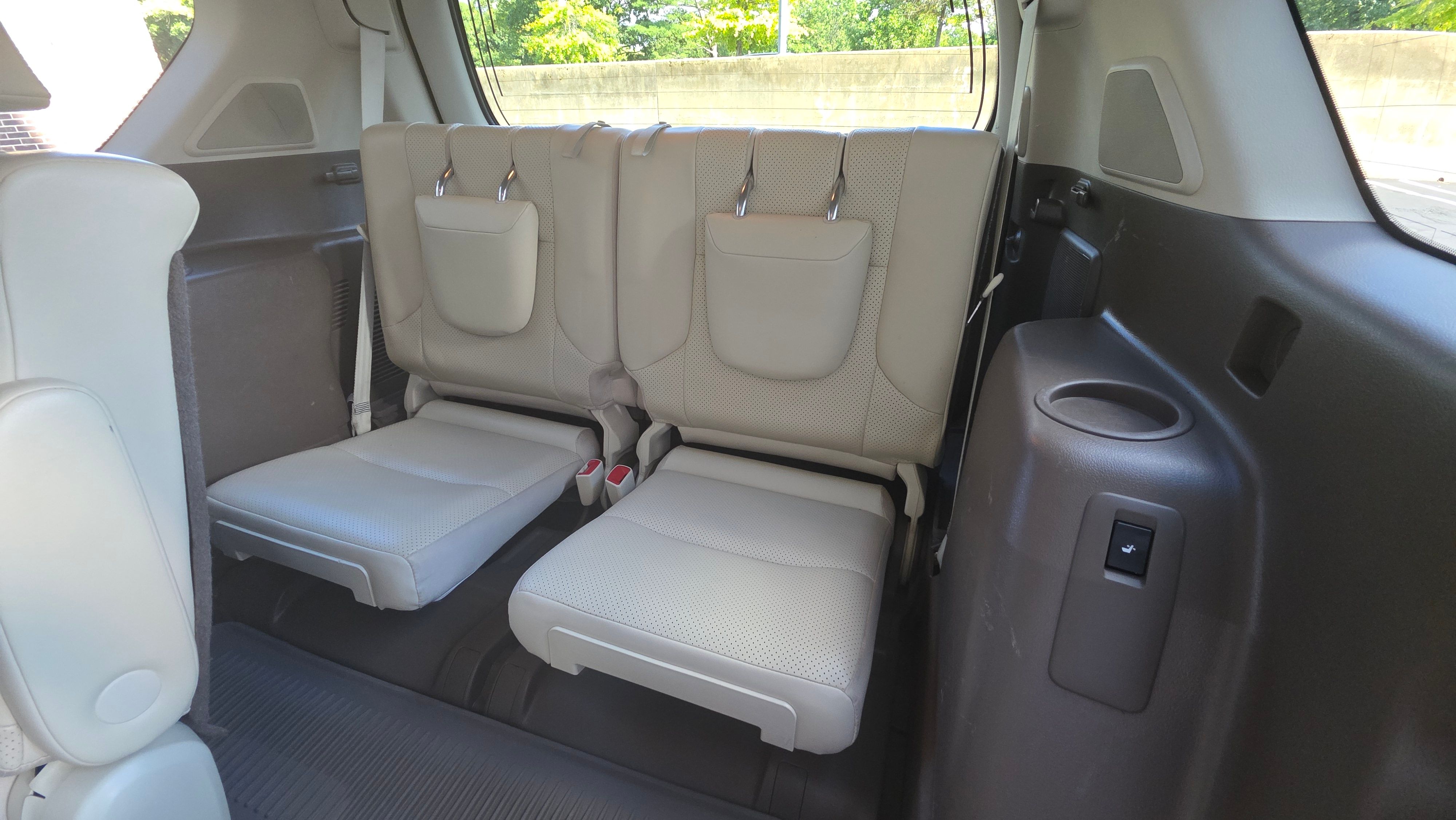Used 2017 Lexus GX 460 Luxury AWD/4WD image 25