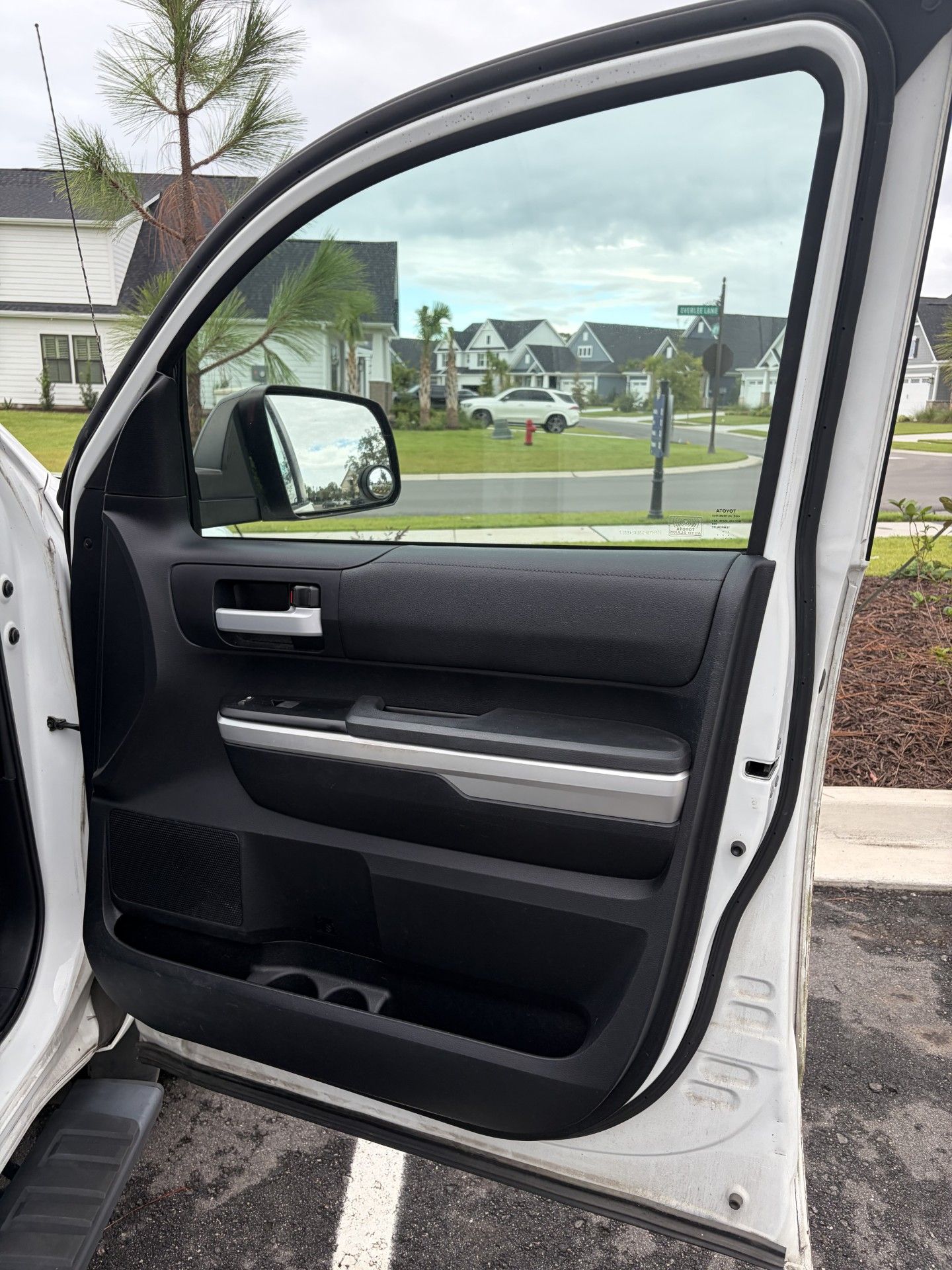 Used 2014 Toyota Tundra SR5 w/ TRD Off Road Package RWD image 11