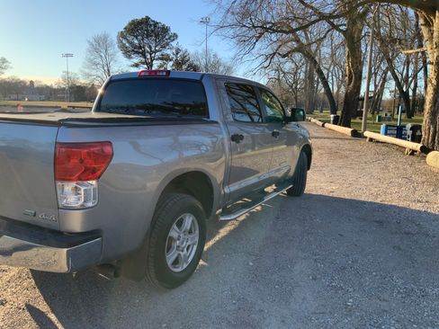 Used 2010 Toyota Tundra SR5 image 4